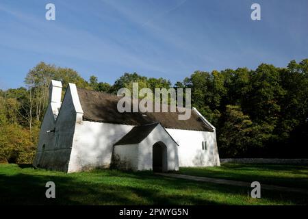 St. Teilo's Kirche, möglicherweise 12. oder 13. Jahrhundert, Saint Fagans Museum, Cardiff Stockfoto