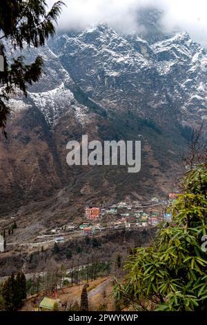 Lachung ist eine Stadt- und Bergstation im Nordosten von Sikkim, Indien. Es liegt im Nord-Sikkim-Viertel nahe der Grenze zu Tibet. Stockfoto