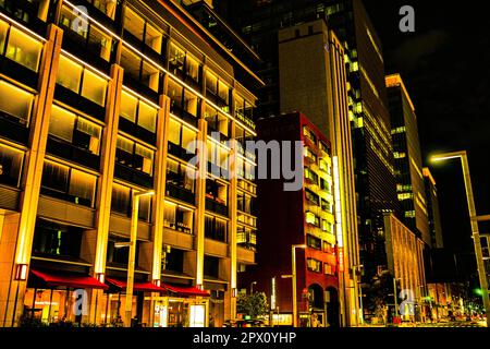 Nachtblick auf Nihonbashi, Tokio. Drehort: Chuo -ku, Tokio Stockfoto