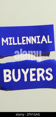 Konzeptionelle Überschrift Millennial Buyers, Word geschrieben über die Art der Verbraucher, die an Trendprodukten interessiert sind Stockfoto