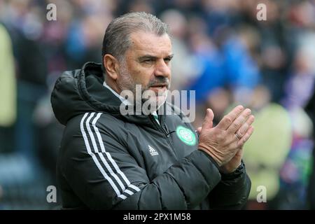 Ange Postecoglou, Manager des Celtic FC zu Beginn des Halbfinals des Scottish Cup im Hampden Park, Glasgow, Schottland, Großbritannien Stockfoto