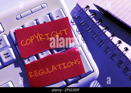 Textzeichen mit Copyright-Vorschriften, Business-Idee-Gesetzeskorpus, der die Originalwerke der Urheberschaft regelt Stockfoto