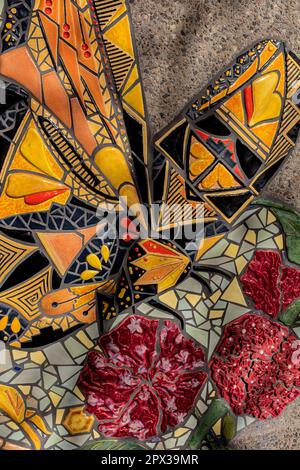 Details der Fliesenarbeiten von Cassandra Reid und Lehrlingen im Albuquerque Convention Center, New Mexico Stockfoto