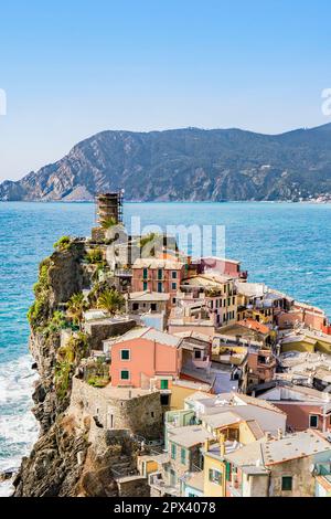 Malerischer Blick auf das Dorf Vernazza in Cinque Terre, Italien Stockfoto