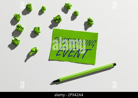 Handgeschriebenes Schild „Fundraising Event“, „Business Approach“-Kampagne, deren Zweck es ist, Geld für eine Sache zu sammeln Stockfoto