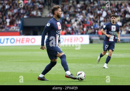 Paris, Frankreich. 30. April 2023. Sergio Ramos von PSG während des Fußballspiels der französischen Meisterschaft Ligue 1 zwischen Paris Saint-Germain und FC Lorient am 30. April 2023 im Parc des Princes Stadion in Paris, Frankreich - Foto Jean Catuffe/DPPI Credit: DPPI Media/Alamy Live News Stockfoto