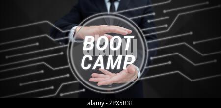 Schild mit Bootcamp, Business Concept Militärtrainingslager für neue Rekruten harte Disziplin Fitness Stockfoto