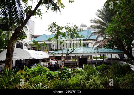 Der Garten der Haroon-Moschee in Bang Rak, Bangkok, Thailand. Stockfoto