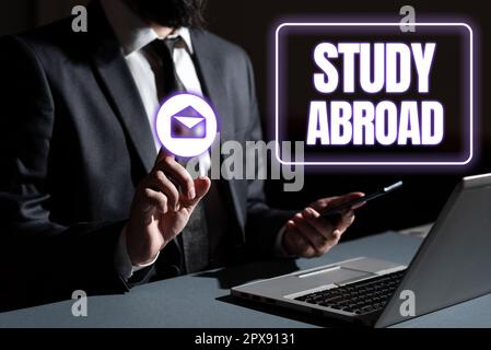 Textunterschrift Präsentation von Studien im Ausland, Geschäftsidee, die Bildungsmöglichkeiten im Ausland verfolgt Stockfoto