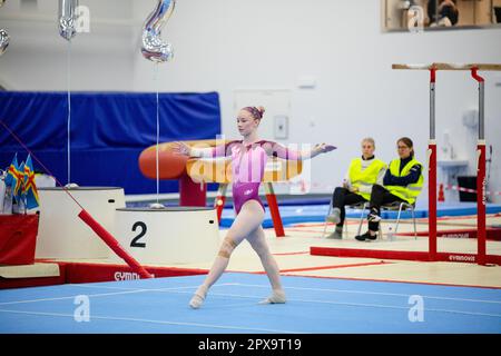 Åland Invitational 2023 Gymnastics, Mariehamn, April 2023. Turner aus Finnland, Schweden, Norwegen und dem Vereinigten Königreich. Bild: Rob Watkins – Qualifizierende Tagesebene Stockfoto