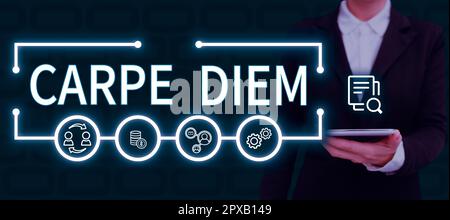 Schriftsteller Carpe Diem, Word für ein öffentliches Festival, auf dem die Menschen Musik und Tanz spielen Stockfoto