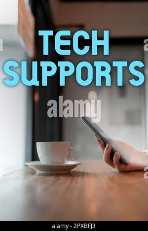 Schreiben von Text mit technischen Support, Word für Hilfe durch Techniker Online oder Call Center Customer Service Stockfoto
