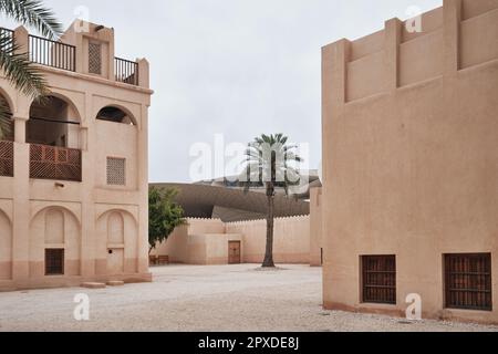 Doha, Katar - 2023. April: Der ursprüngliche Palast von Scheich Abdullah bin Jassim Al Thani im Nationalmuseum von Katar Stockfoto