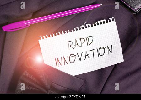 Handgeschriebenes Schild Rapid Innovation, Wort für die Eigenschaft einer Website, die Suchmaschinenalgorithmen verwendet Stockfoto
