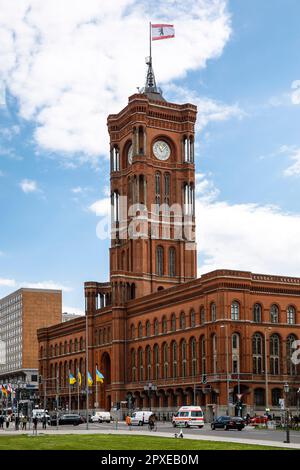 Das Rote Rathaus, Sitz des Oberbürgermeisters, Senatskanzleramt und Sitzungsort des Berliner Senats. das Stockfoto