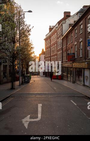 Frühes Morgenlicht in Hockley in Nottingham City, Nottinghamshire England Großbritannien Stockfoto