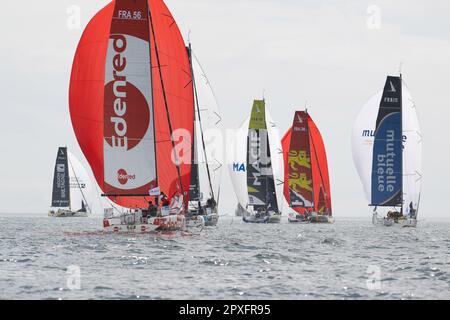 Concarneau, Frankreich. 30. April 2023. Ambiance Fleet zu Beginn der Transat Paprec 2023, Figaro Bénéteau Klasse, transatlantisches Rennen in gemischten Doppelwetten zwischen Concarneau und Saint-Barthelemy (französische Antillen) am 30. April 2023 in Concarneau, Frankreich - Foto Nicolas Pehe/DPPI Credit: DPPI Media/Alamy Live News Stockfoto