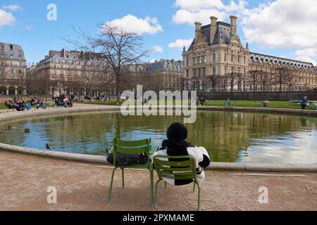 Blick auf das Musée des Arts Décoratifs vom Jardin des Tuileries Stockfoto