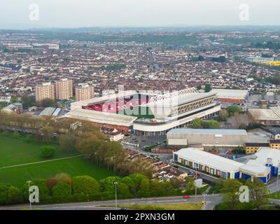 Allgemeiner Blick aus der Luft vom Ashton Gate Stadium in Bristol, Großbritannien, Heimstadion des Bristol City FC und des Bristol Bears RFC Stockfoto