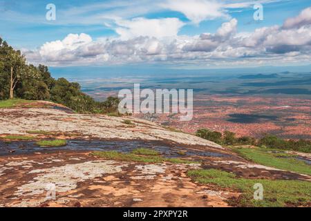 Die Stadt Namanga in Kenia aus der Vogelperspektive Stockfoto