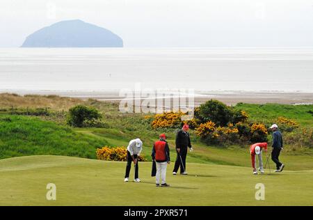 Turnberry, Ayrshire, Schottland, Großbritannien. 2. Mai 2023. Ex-Präsident Donald Trump besucht Trump Turnberry für eine Runde Golf am 02. Dezember 05/23. Gutschrift: CDG/Alamy Live News Stockfoto