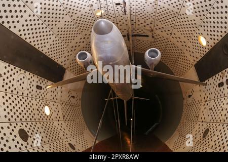 SSJ-NEUES Kurzstreckenflugzeugmodell mit russischen PD-8-Triebwerken. Irkut Corporation (Teil der Rostec United Aircraft Corporation). Sukhoi SSJ100 Stockfoto