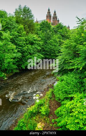 River Kelvin und Kelvingrove Park im Zentrum von Glasgow, Schottland, Großbritannien. Stockfoto