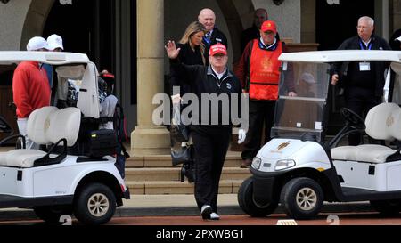 Turnberry, Ayrshire, Schottland, Großbritannien. 2. Mai 2023. Ex-Präsident Donald Trump bei Trump Turnberry, Ayrshire auf 020523 Credit: CDG/Alamy Live News Stockfoto