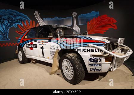 Lancia Delta HF Integrale Evoluzione Safari (1992). Ausstellung der alten Rallye-Autos Goldenes Zeitalter der Rallye im MAUTO, Museo dell'Automobile in Turin, Italien. Stockfoto