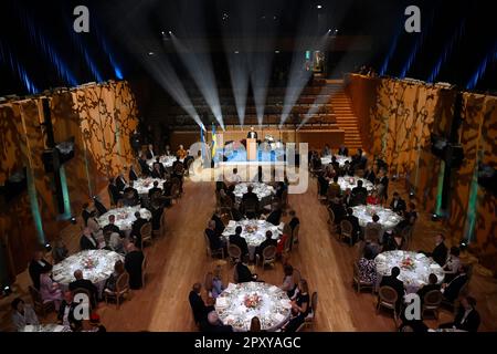 Der schwedische König Carl Gustaf hält eine Rede bei einem Staatsessen, das vom Präsidenten Estlands am 2. Mai 2023 in Viimsi Artium, Tallinn, Estland, ausgerichtet wurde Stockfoto