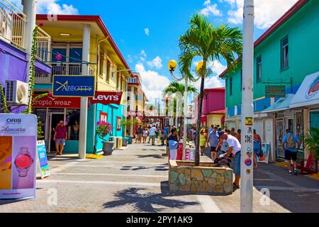St. Johns Antigua St. John's ist die Hauptstadt und der wichtigste Hafen der karibischen Inselnation Antigua und Barbuda. In der Stadt befindet sich das Museum of Stockfoto