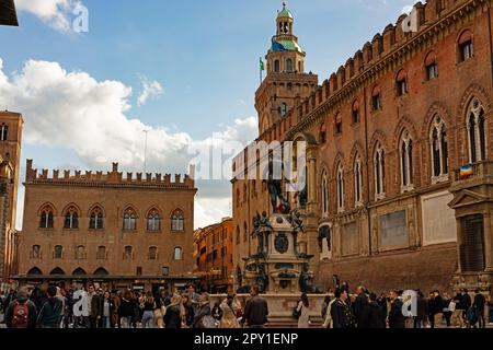 Neptun-Brunnen und Platz in Bologna Stockfoto