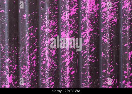 Abstrahieren Sie verschmutzte Metalloberflächen mit heller Farbe. Hintergrund der Grunge-Textur Stockfoto