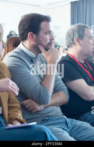 Alberto Carlos Garzon Espinosa, Minister für Verbraucherangelegenheiten. Die Teilnehmer nahmen an der von der CCOO und der UGT organisierten Demonstration zum Tag der Arbeit am 1. Mai Teil Stockfoto