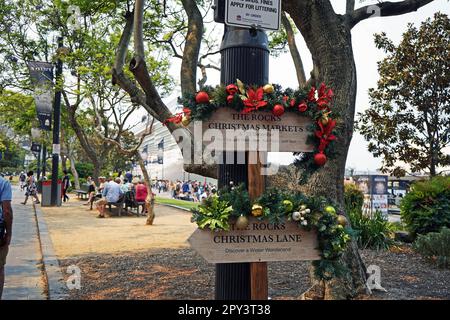 Sydney, NSW/Australien - 14/12/2019: Schilder für die Chiristmas-Märkte in The Rocks. Stockfoto