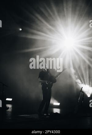 London, Großbritannien. 30. April 2023 Novo Amor tritt in der Barbican Hall in London auf. Kredit: Sam Hardwick/Alamy Live News. Stockfoto