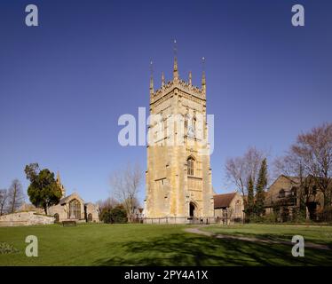 Ein Blick auf den Abbey Bell Tower, möglicherweise das größte und vollständigste Beispiel eines spätmittelalterlichen Glockenturms in England. Stockfoto