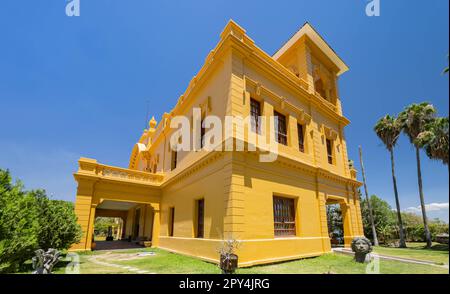 Außenansicht des Antigua Estacion De Ferrocarril Chapala in Mexiko Stockfoto