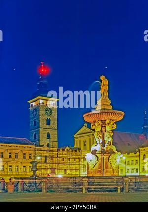 Hauptplatz in Ceske Budejovice bei Nacht, Tschechische Republik Stockfoto