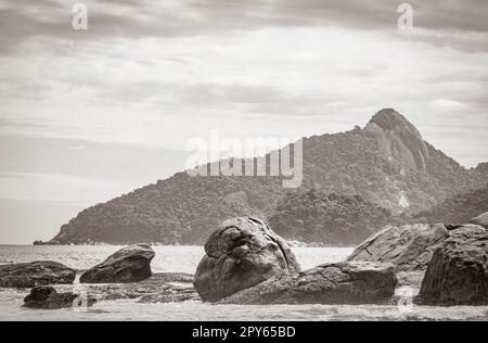 Praia Lopes Mendes Strand auf der tropischen Insel Ilha Grande Brasilien. Stockfoto