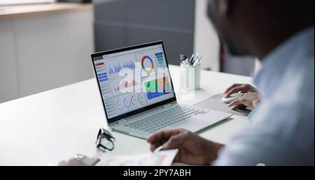 Datenanalyst Für Afroamerikaner Stockfoto