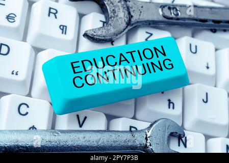 Konzeptunterschrift Fortbildung. Wort über den Erwerb von Wissen und Fertigkeiten durch Schulungen Stockfoto