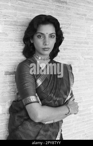 Indische alte 1980er Jahre Schwarz-Weiß-bollywood-Kino hindi Filmschauspieler, Indien, Shabana Azmi, indische Schauspielerin, Indien Stockfoto