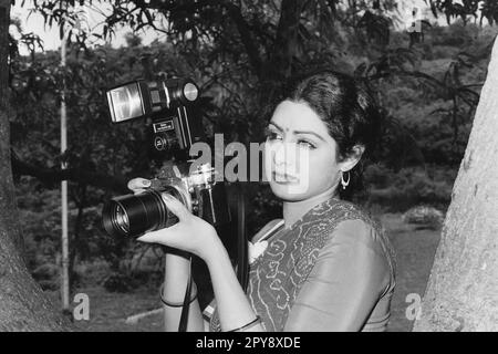 Indische alte 1980er Jahre Schwarzweiß-bollywood-Kino hindi Filmschauspieler, Indien, Shree Amma Yanger Ayyappan, Sridevi, indische Schauspielerin, Indien Stockfoto