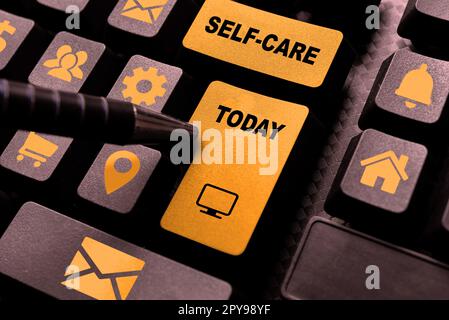 Handschriftlicher Text Self Care. Internet-Konzept die Praxis, Maßnahmen zur Verbesserung der eigenen Gesundheit zu ergreifen Stockfoto