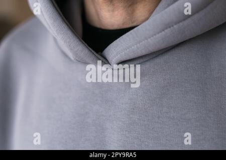 Nahaufnahme von Texturkleidung aus Baumwollpullover – Design-Kleidung, die für Jugendliche modisch ist Stockfoto