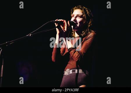 Mailand, Italien. 20. April 2023. Birdy tritt am 20. April 2023 live im Fabrique in Mailand auf (Foto von Alessandro Bremec/NurPhoto). Kredit: NurPhoto SRL/Alamy Live News Stockfoto