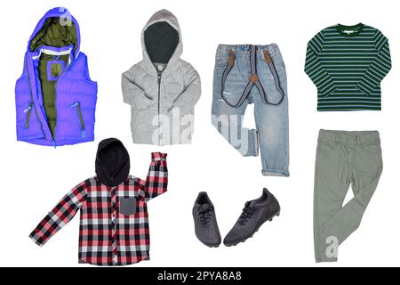 Collage-Set mit Jungen Frühlings-Winterkleidung isoliert. Bekleidungskollektion für Herren. Ein Junge Mode Mode Mode Outfit. Farbenfrohe, stylische Jeans, Pullover, Hosen, Jacken, Schuhe. Stockfoto