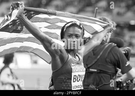 Olympiasieger Goali BOWIE (USA) starb mit 32 Jahren ARCHIVFOTO; Jubiläumsgewinner Goali BOWIE (USA/1. Platz) mit Flaggenfinale 100m Frauen am 6. August 2017 Leichtathletik-Weltmeisterschaft 2017 in London/Großbritannien ab August 4. - 08/13/2017. Stockfoto