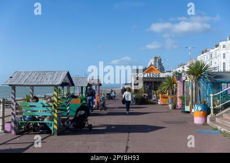 Goat Ledge am 6. Oktober 2022 auf der unteren Promenade in St Leonards on Sea, East Sussex England. Kredit: SMP News Stockfoto